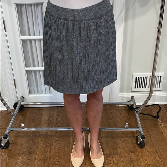 Skirt - Picture 3 of 4